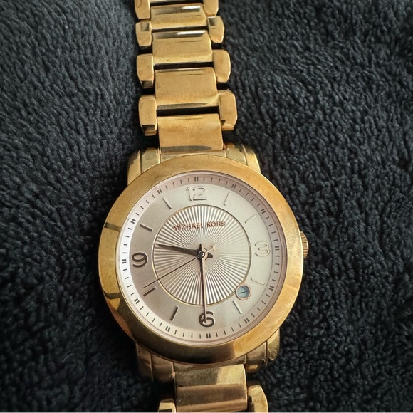 Michael Kors Rose Gold Watch MK3486 - Picture 6 of 7